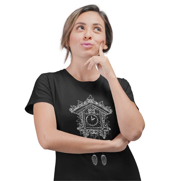 schwarzes frauen t-shirt auf dem eine kuckucksuhr mit der aufschrift hashtag i love schwarzwald steht