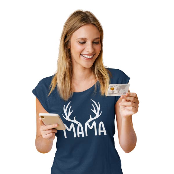 tolle geschenkidee fuer mama ist dieses t-shirt mit der aufschrift mama mit hirschgeweih
