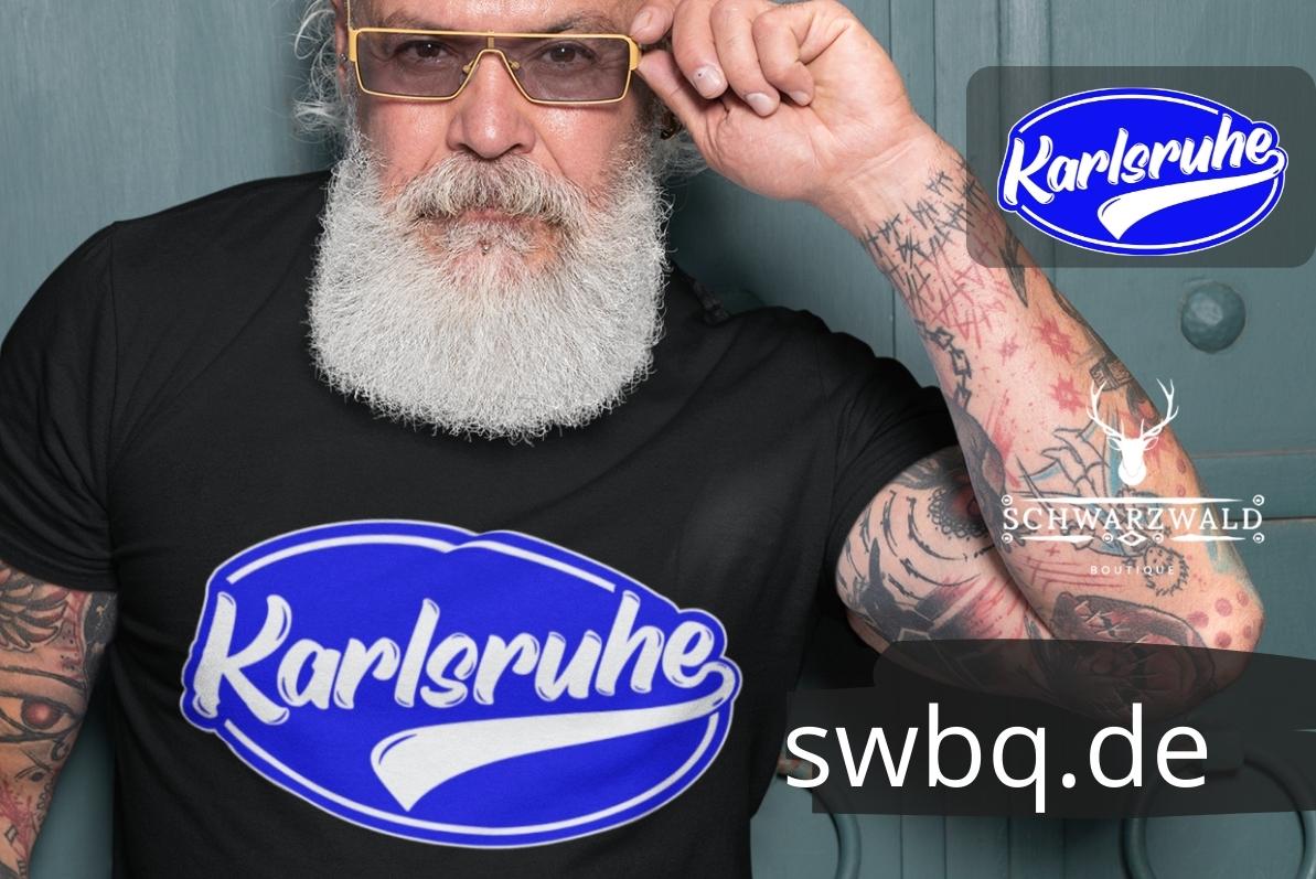 mann mit bart und brille mit schwarzem tshirt mit aufdruck Karlsruhe