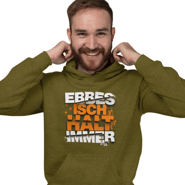 mann mit gruenem hoodie mit motiv ebbes isch halt immer