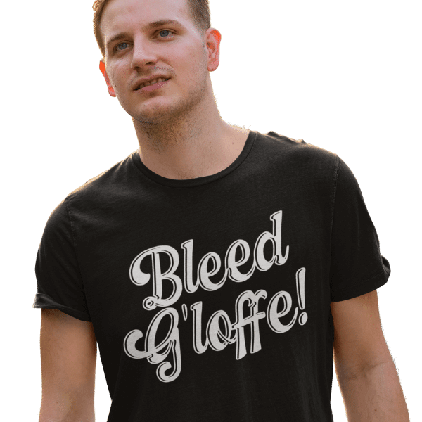 mann im studio mit schwarzem tshirt mit motiv bleed gloffe alemannischer spruch