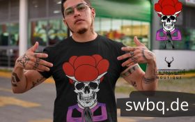 mann mit brille in der strasse mit schwarzem t-shirt mit aufdruck totenkopf schwarzwaldmaidle irma